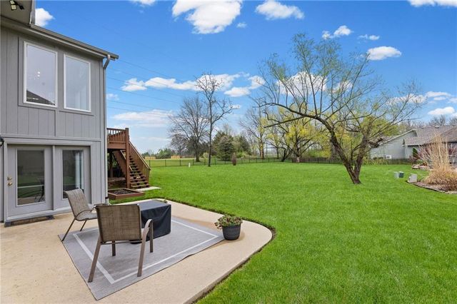 14501 Grandview Street, Overland Park, KS 66221