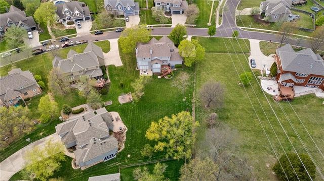 14501 Grandview Street, Overland Park, KS 66221