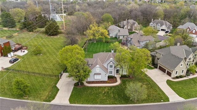 14501 Grandview Street, Overland Park, KS 66221
