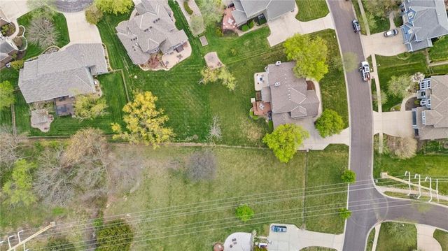 14501 Grandview Street, Overland Park, KS 66221