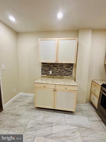 808 E HILTON ST, Philadelphia, PA 19134