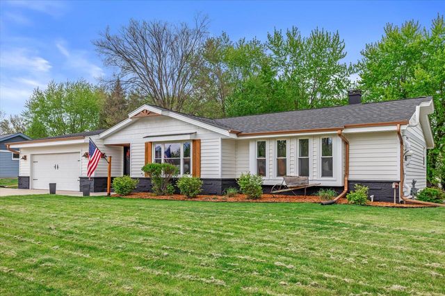 W163S7346 Bay Lane DRIVE, Muskego, WI 53150