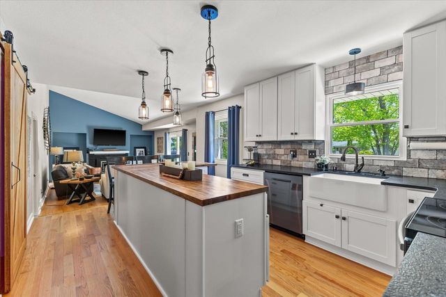W163S7346 Bay Lane DRIVE, Muskego, WI 53150