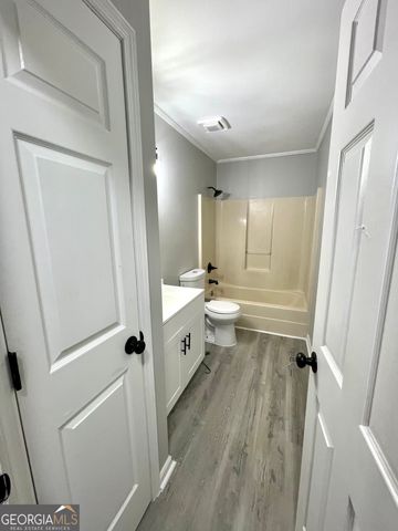 5019 Peach Mountain Circle, Gainesville, GA 30507
