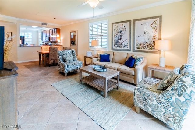 9826 Giaveno CIR 1511, Naples, FL 34113