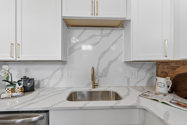 407 E 17th Street, Covington, KY 41014