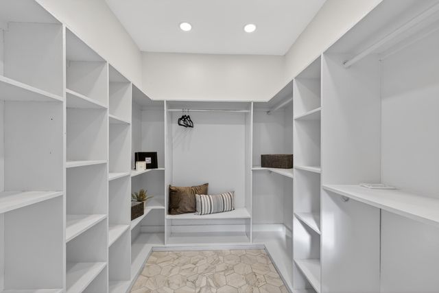 407 E 17th Street, Covington, KY 41014