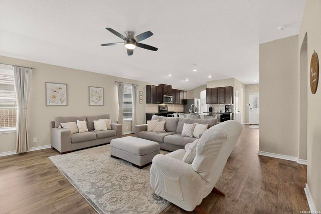 923 House Sparrow, San Antonio, TX 78253