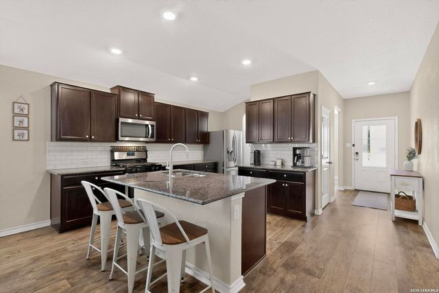 923 House Sparrow, San Antonio, TX 78253