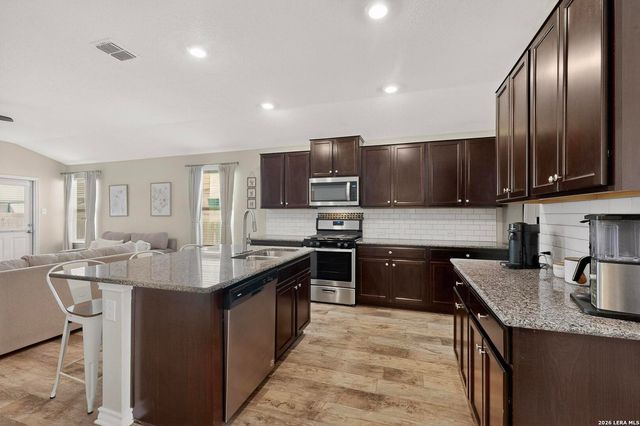 923 House Sparrow, San Antonio, TX 78253