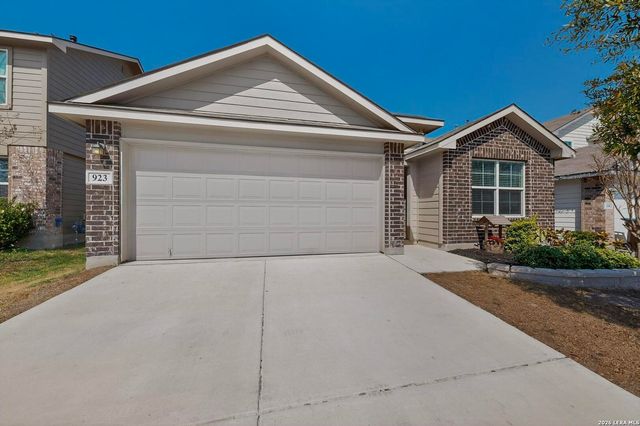 923 House Sparrow, San Antonio, TX 78253
