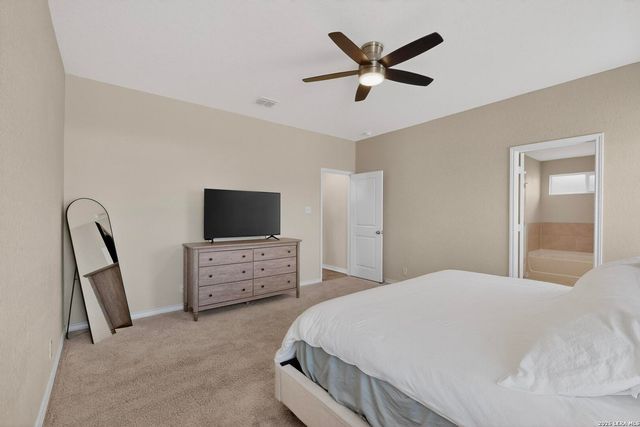 923 House Sparrow, San Antonio, TX 78253