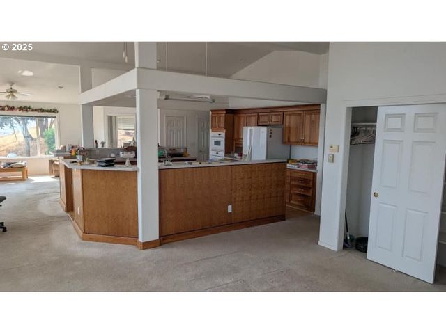 60 GORE Rd, Goldendale, WA 98620