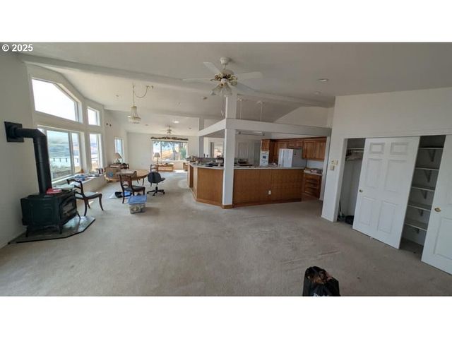 60 GORE Rd, Goldendale, WA 98620