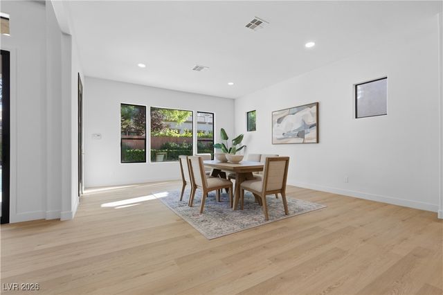 504 Pinnacle Heights Lane, Las Vegas, NV 89144