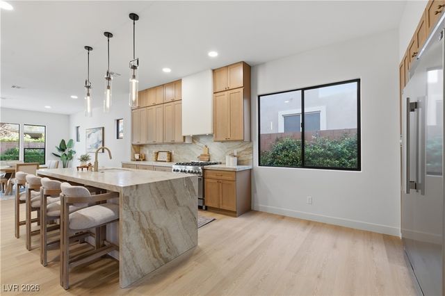 504 Pinnacle Heights Lane, Las Vegas, NV 89144