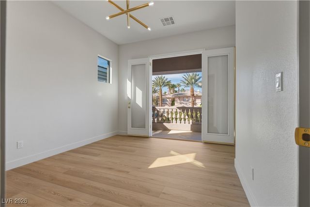 504 Pinnacle Heights Lane, Las Vegas, NV 89144