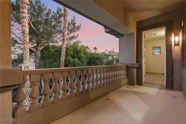 504 Pinnacle Heights Lane, Las Vegas, NV 89144