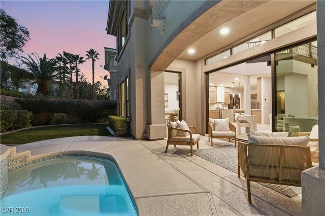 504 Pinnacle Heights Lane, Las Vegas, NV 89144