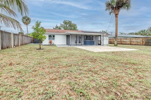 6312 FAIRWAY BLVD, Apollo Beach, FL 33572