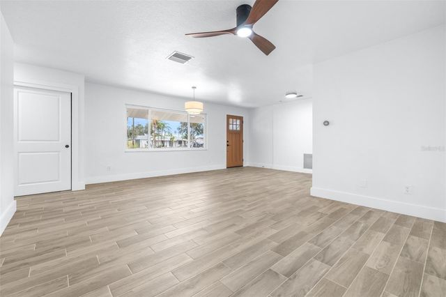 6312 FAIRWAY BLVD, Apollo Beach, FL 33572