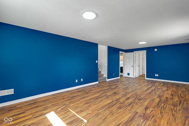 237 Creekway Court, Whiteland, IN 46184