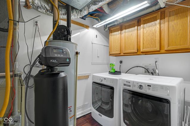 237 Creekway Court, Whiteland, IN 46184