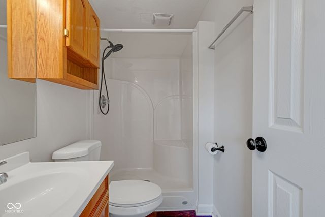 237 Creekway Court, Whiteland, IN 46184