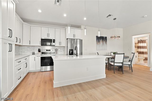 250 Pearl ST, Fort Myers Beach, FL 33931