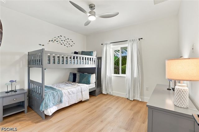 250 Pearl ST, Fort Myers Beach, FL 33931