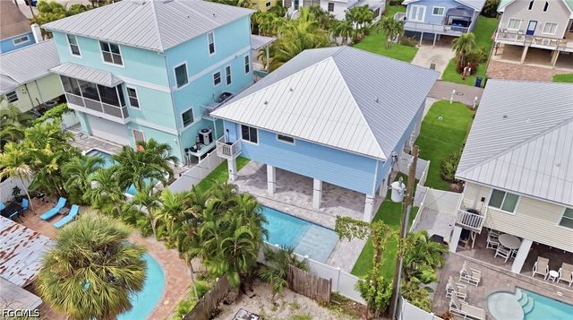 250 Pearl ST, Fort Myers Beach, FL 33931