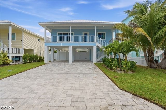 250 Pearl ST, Fort Myers Beach, FL 33931