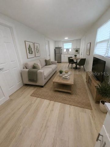 4533 W FERN STREET, Tampa, FL 33614