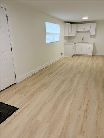 4533 W FERN STREET, Tampa, FL 33614