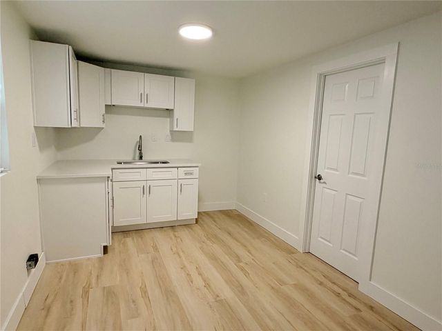 4533 W FERN STREET, Tampa, FL 33614