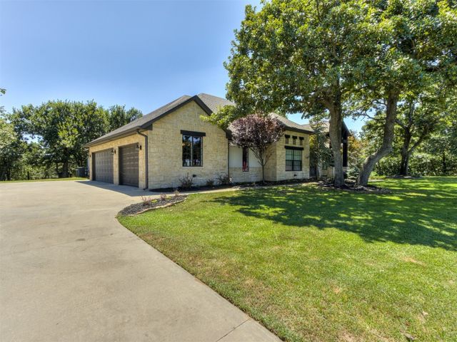 16300 SE 82nd Street, Choctaw, OK 73020