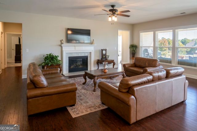 104 Little Gem Court, Griffin, GA 30223