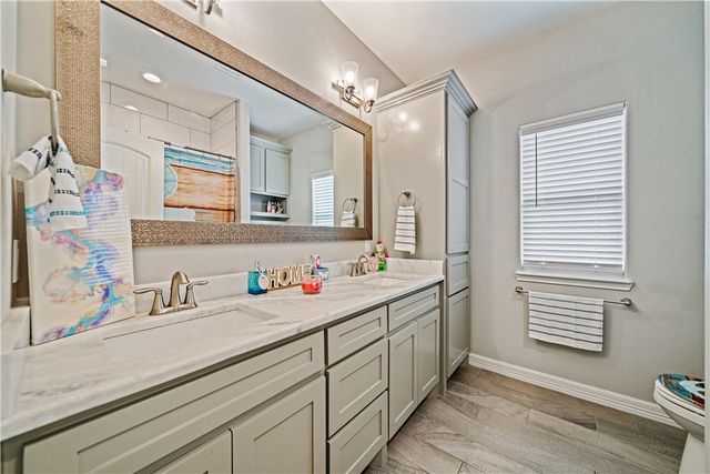 15433 Finistere St, Corpus Christi, TX 78418