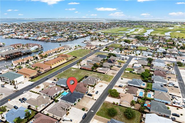 15433 Finistere St, Corpus Christi, TX 78418