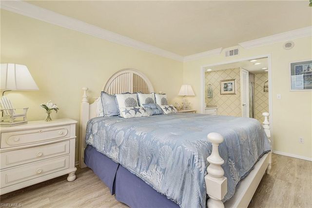 17080 Harbour Point DR # 213, Fort Myers, FL 33908