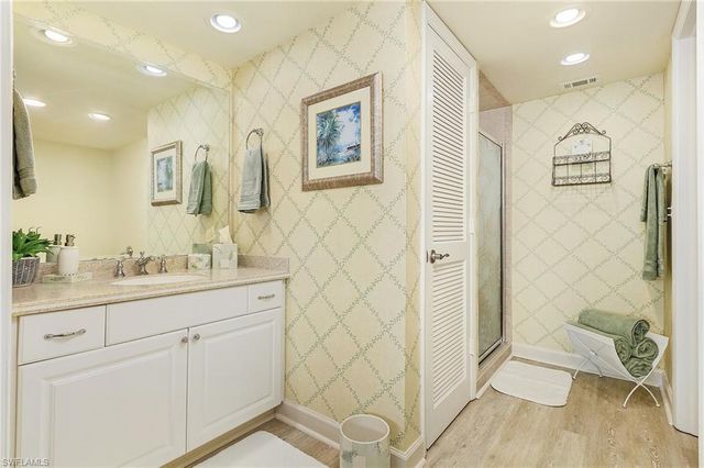 17080 Harbour Point DR # 213, Fort Myers, FL 33908