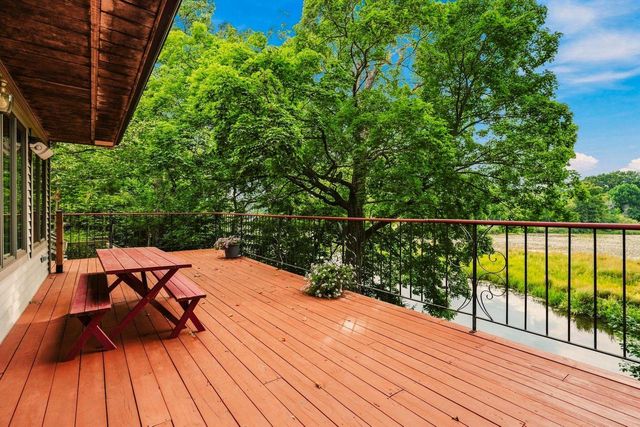 W332N6643 County Road C, Nashotah, WI 53058
