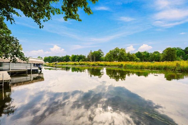W332N6643 County Road C, Nashotah, WI 53058
