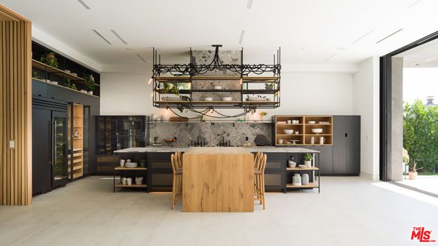 1772 N Crescent Heights Boulevard, Los Angeles, CA 90069