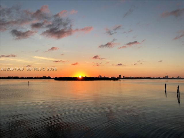 11111 Biscayne Blvd 2B, Miami, FL 33181