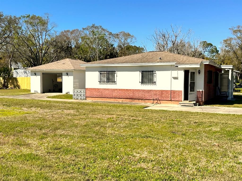 318 BANANA STREET, Tarpon Springs, FL 34689