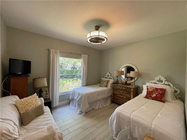 1130 Partridge CIR # 102, Naples, FL 34104