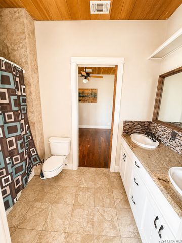1440 W KLEIN RD, New Braunfels, TX 78130