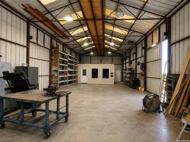 1440 W KLEIN RD, New Braunfels, TX 78130