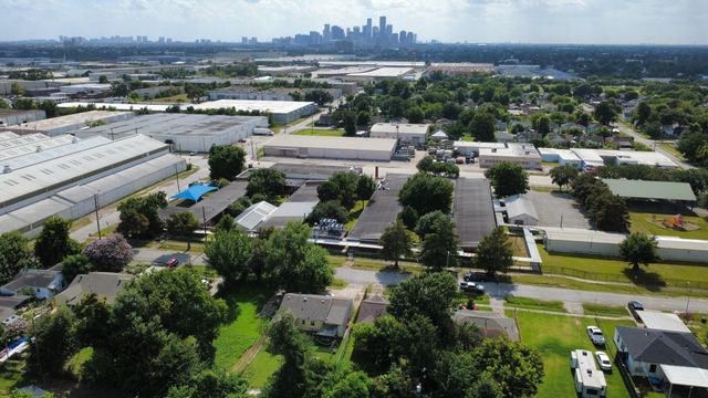 1135 Henke Street, Houston, TX 77020